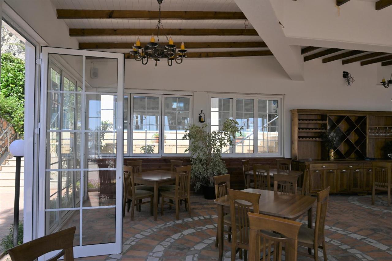 Grand G&T Hotel Shkallnur Exterior photo